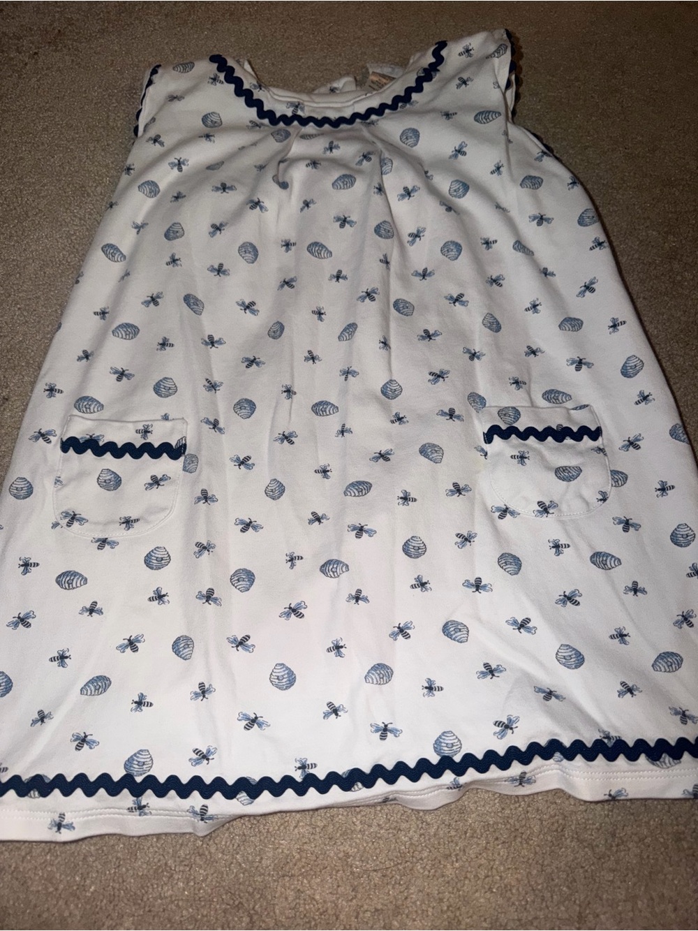 Bella Bliss Size 8 Dress Pockets bee and hive white and navy
